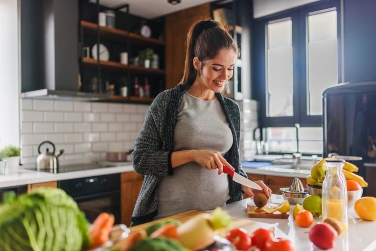 Mitos E Verdades Sobre A Alimenta O Na Gravidez