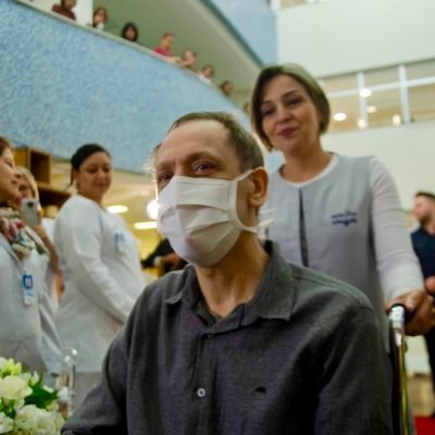 Hospital e Maternidade Brasil preparou uma surpresa especial para paciente que não poderia participar do casamento do filho